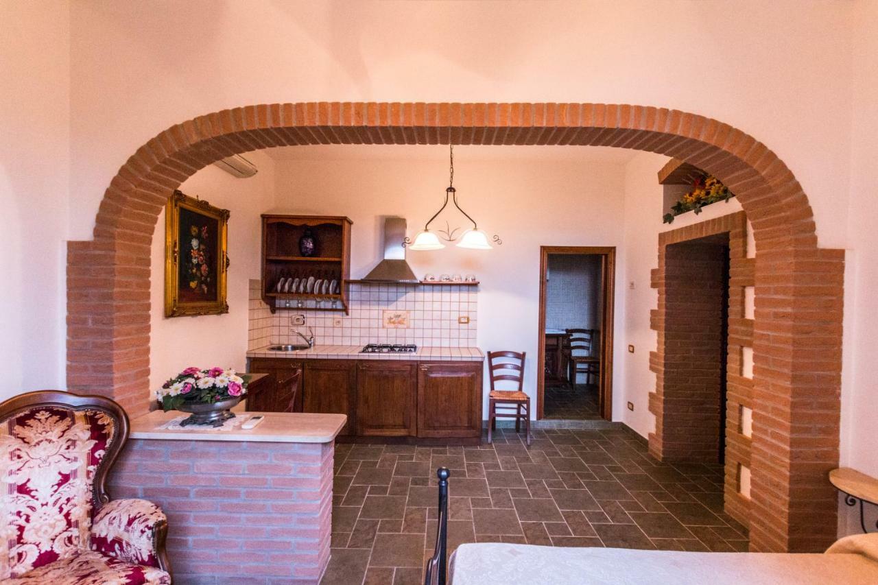 Agriturismo Villa Isa フォッローニカ エクステリア 写真